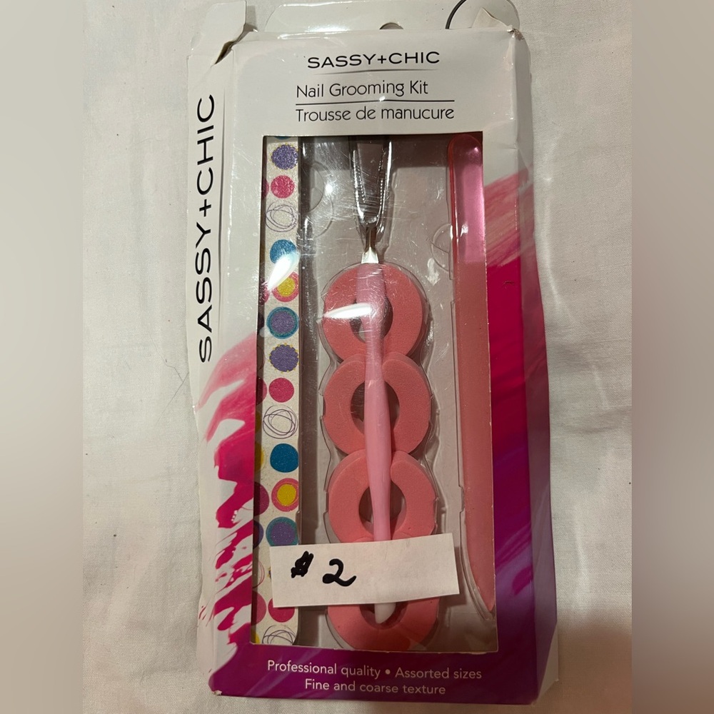 Sassy+Chic Nail Grooming Kit
